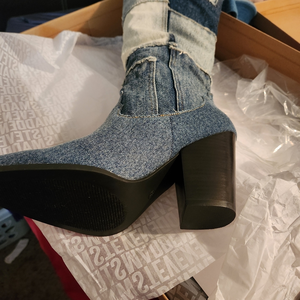Steve Madden Lasso Multi Denim Western boot